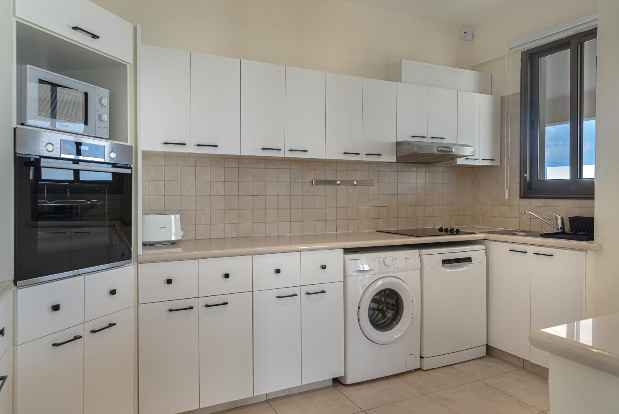 Phaedrus Living Old Town Seaview Flat * Paphos